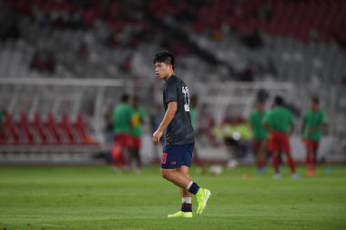 Jakarta, Endonezya - 10 Eylül 2019: Ekanit Panya # 18 Tayland Oyuncusu, Endonezya 'nın Gelora Bung Karno Stadyumu' nda oynanan 2020 Dünya Kupası eleme karşılaşmasında