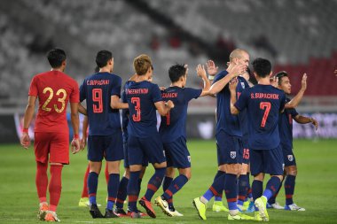 Cakarta, Endonezya - Sep 10, 2019: Dünya Kupası elemeleri sırasında Endonezya 'nın Gelora Bung Karno Stadyumu' nda oynanan Dünya Kupası eleme maçında gol atan oyuncular