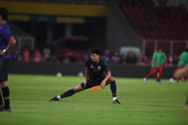 Jakarta, Endonezya - 10 Eylül 2019: Pansa Hemviboon # 6 Tayland Oyuncusu 2020 Dünya Kupası elemeleri sırasında Endonezya 0-3 Tayland maçı sırasında Gelora Bung Karno Stadyumu, Endonezya