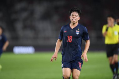 Jakarta, Endonezya - 10 Eylül 2019: Ekanit Panya # 18 Tayland Oyuncusu, Endonezya 'nın Gelora Bung Karno Stadyumu' nda oynanan 2020 Dünya Kupası eleme karşılaşmasında