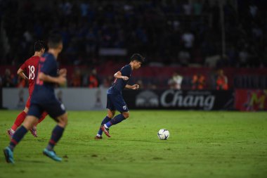 Pathumthani Thailand 5 Eylül 2019: Thammasat Stadyumu 'nda oynanan 2022 Dünya Kupası elemeleri sırasında Tanaboon Kesarat # 17 Tayland Oyuncusu 