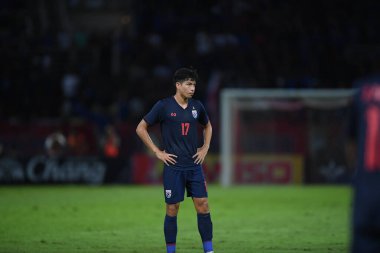 Pathumthani Thailand 5 Eylül 2019: Thammasat Stadyumu 'nda oynanan 2022 Dünya Kupası elemeleri sırasında Tanaboon Kesarat # 17 Tayland Oyuncusu 