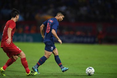 Pathumthani Thailand 5 sep 2019: Phitiwat sukjitthamakul # 16 Tayland futbolcusu 2022 Dünya Kupası elemeleri sırasında Thammasat Stadyumu 'nda Vietnam' a karşı 
