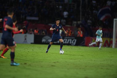 Pathumthani Thailand 5 Eylül 2019: Tayland 'da Vietnam' a karşı Thammasat Stadyumu 'nda oynanan 2022 Dünya Kupası elemeleri sırasında Pansa hemviboon Tayland oyuncusu 