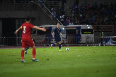 Pathumthani Tayland 5 Eylül 2019: Manuel Tom Bihr # 14 Tayland Dünya Kupası elemeleri sırasında Thammasat Stadyumu 'nda Vietnam' a karşı oynandı. 