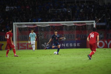 Pathumthani Thailand 5 Eylül 2019: Thammasat Stadyumu 'nda oynanan 2022 Dünya Kupası elemeleri sırasında Tanaboon Kesarat # 17 Tayland Oyuncusu 
