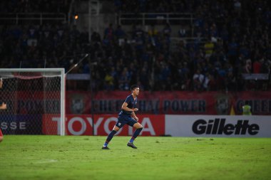 Pathumthani Thailand 5 Eylül 2019: Thammasat Stadyumu 'ndaki Vietnam maçında 2022 Dünya Kupası elemeleri sırasında Pansa hemviboon # 6 Tayland futbolcusu 