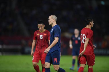Pathumthani Tayland 5 Eylül 2019: Manuel Tom Bihr # 14 Tayland Dünya Kupası elemeleri sırasında Thammasat Stadyumu 'nda Vietnam' a karşı oynandı. 
