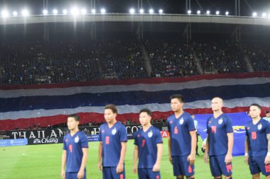 Pathumthani Tayland 5 Eylül 2019: 2022 Dünya Kupası elemeleri sırasında Thammasat Stadyumu 'nda Vietnam' a karşı Büyük Tayland Bayrağı 