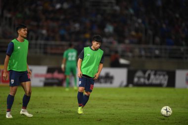 Pathumthani Thailand 5 Eylül 2019: Eakkanit Panya # 18 Tayland Kupası elemeleri sırasında Thammasat Stadyumu 'nda 2022 Dünya Kupası elemeleri sırasında eylemde 