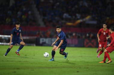 Pathumthani Thailand 5 sep 2019: Phitiwat sukjitthamakul # 16 Tayland futbolcusu 2022 Dünya Kupası elemeleri sırasında Thammasat Stadyumu 'nda Vietnam' a karşı 