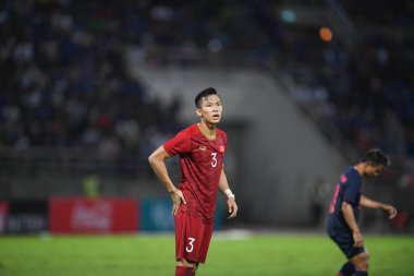 Pathumthani Tayland 5 Eylül 2019: Que ngoc hai # 3 Vietnamlı oyuncu 2022 Dünya Kupası elemeleri sırasında Thammasat Stadyumu 'nda Vietnam' a karşı 