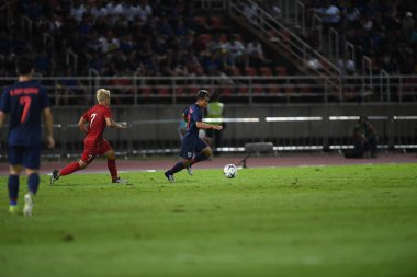 Pathumthani Thailand 5 Eylül 2019: Tayland 'daki Thammasat Stadyumu' nda 2022 Dünya Kupası elemeleri sırasında Chanathip şarkı sözü yazarı 