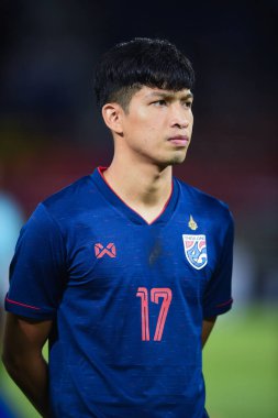 Pathumthani Thailand 5 Eylül 2019: Thammasat Stadyumu 'nda oynanan 2022 Dünya Kupası elemeleri sırasında Tanaboon Kesarat # 17 Tayland Oyuncusu 