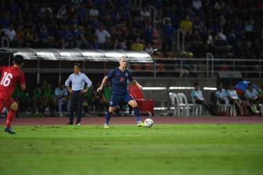 Pathumthani Tayland 5 Eylül 2019: Manuel Tom Bihr # 14 Tayland Dünya Kupası elemeleri sırasında Thammasat Stadyumu 'nda Vietnam' a karşı oynandı. 