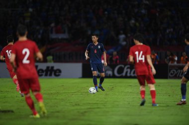 Pathumthani Thailand 5 Eylül 2019: Tayland 'da Vietnam' a karşı Thammasat Stadyumu 'nda oynanan 2022 Dünya Kupası elemeleri sırasında Pansa hemviboon Tayland oyuncusu 