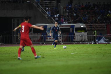 Pathumthani Tayland 5 Eylül 2019: Manuel Tom Bihr # 14 Tayland Dünya Kupası elemeleri sırasında Thammasat Stadyumu 'nda Vietnam' a karşı oynandı. 