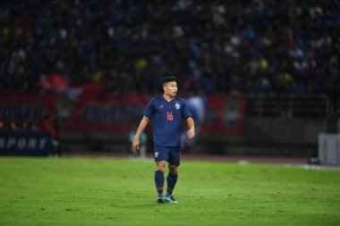 Pathumthani Thailand 5 sep 2019: Phitiwat sukjitthamakul # 16 Tayland futbolcusu 2022 Dünya Kupası elemeleri sırasında Thammasat Stadyumu 'nda Vietnam' a karşı 