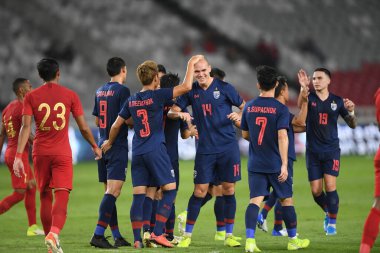 Jakarta Endonezya 10 sep 2019: Dünya Kupası 2020 Dünya Kupası elemeleri sırasındaki golü atan futbolcu Gelora Bung Karno Stadyumu 'nda 0-3 Tayland arasında. 