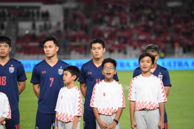 Jakarta Endonezya 10 sep 2019: 2020 Dünya Kupası eleme maçında Endonezya 0-3 Tayland 'daki Gelora Bung Karno Stadyumu' nda oynayan oyuncu 