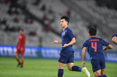 Jakarta Endonezya 10 sep 2019: Supachok sarachart # 7 Tayland Dünya Kupası elemeleri 2020 Dünya Kupası elemeleri sırasında Gelora Bung Karno Stadyumu 'nda oynanan maçta 