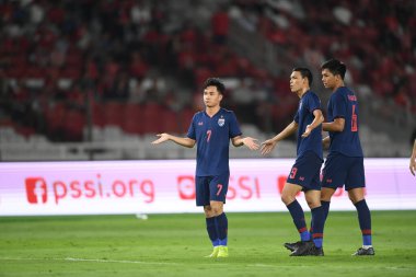 Jakarta Endonezya 10 sep 2019: Supachok sarachart # 7 Tayland Dünya Kupası elemeleri 2020 Dünya Kupası elemeleri sırasında Gelora Bung Karno Stadyumu 'nda oynanan maçta 