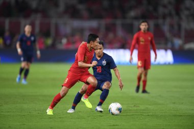 Jakarta Endonezya 10 sep 2019: Evan Dimas Darmono # 8 Endonezya Oyuncusu 2020 Dünya Kupası elemeleri sırasında Gelora Bung Karno Stadyumu 'nda oynanan maçta 