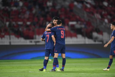 Jakarta Endonezya 10 sep 2019: Dünya Kupası 2020 Dünya Kupası elemeleri sırasındaki golü atan futbolcu Gelora Bung Karno Stadyumu 'nda 0-3 Tayland arasında. 