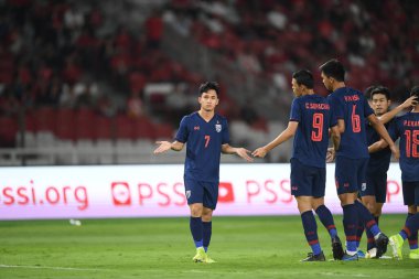 Jakarta Endonezya 10 sep 2019: Supachok sarachart # 7 Tayland Dünya Kupası elemeleri 2020 Dünya Kupası elemeleri sırasında Gelora Bung Karno Stadyumu 'nda oynanan maçta 