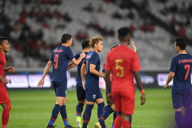 Jakarta Endonezya 10 sep 2019: Dünya Kupası 2020 Dünya Kupası elemeleri sırasındaki golü atan futbolcu Gelora Bung Karno Stadyumu 'nda 0-3 Tayland arasında. 