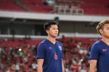 Jakarta Endonezya 10 sep 2019: Pansa hemviboon # 6 Tayland futbolcusu 2020 Dünya Kupası elemeleri sırasında Gelora Bung Karno Stadyumu 'nda 