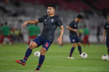 Jakarta Endonezya 10 sep 2019: 2020 Dünya Kupası eleme maçında Endonezya 0-3 Tayland 'daki Gelora Bung Karno Stadyumu' nda oynayan oyuncu 