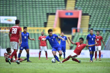 Shah alam, Malezya, 15 Ağustos 2017: Nattawut Sombatyotha Tayland Futbolcusu 28. SEAmes Oyunları sırasında Malezya 'nın Şah alam Stadyumu' nda oynanan karşılaşma