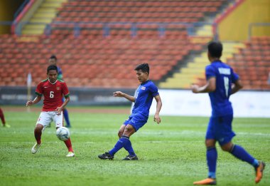 Shah alam, Malezya, 15 Ağustos 2017: Phitiwat Sookjitthummakul Tayland oyuncusu 28. SEAGames sırasında Malezya 'nın Şah Alam Stadyumu' nda oynanan maçta