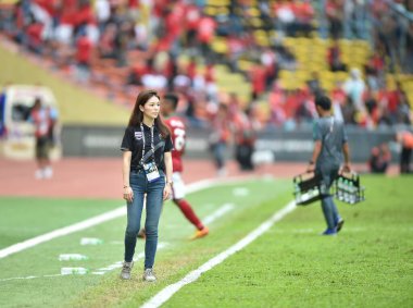 Shah alam, Malezya, 15 Ağustos 2017: Watanya Wongopasi 28. SEAGames sırasında Malezya 'nın Şah Alam Stadyumu' nda oynanan maçta teknik direktör