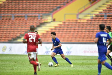 Shah alam, Malezya, 15 Ağustos 2017: Nattawut Sombatyotha Tayland Futbolcusu 28. SEAmes Oyunları sırasında Malezya 'nın Şah alam Stadyumu' nda oynanan karşılaşma