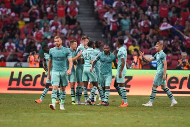 Kallang-Singapur-28 Haziran 2018: C2018 'de Paris Saint-Alman Ulusal Stadyumu, Singapur' daki cephanelikte gol atan Arsenal oyuncusu