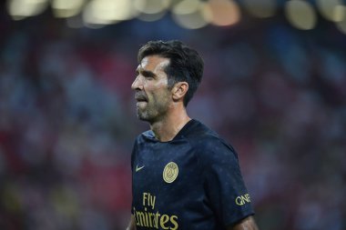 Kallang-Singapur-28 Temmuz 2018: Gianluigi Buffon # 30 PSG Oynatıcısı icc2018 'de Paris Saint-Alman Ulusal Stadyumu, Singapur' da Cephanelik ile mücadele ederken