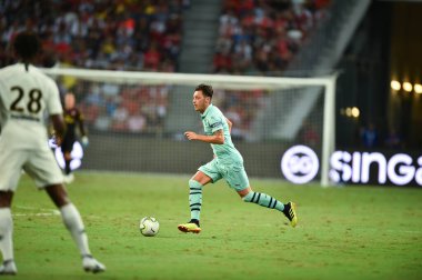 Kallang-Singapur-28 Temmuz 2018: Mesut Ozil # 10 Arsenal Player of Arsenal (C2018) sırasında attığı gol için tebrik ederim.