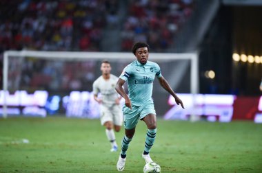 Kallang-Singapur-28 Temmuz 2018: Alex iwobi # 17 Arsenal oyuncusu icc2018 'de Paris Saint-Almanya ile ulusal stadyum, Singapur' da karşı karşıya geldi.