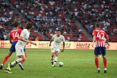 Kallang-Singapur-30Jul2018: Angel Di Maria # 11 PSG oyuncusu icc2018 'de Atletico Madrid ile Singapur' daki Paris Saint-Alman Ulusal Stadyumu 'nda karşı karşıya geldi.