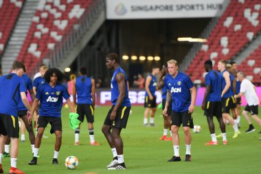 KALLANG, ŞARKI - 19 Temmuz 2019: MANCHESTER UTD oyuncuları Singapur 'daki ulusal stadyumdaki antrenman sırasında görev başındalar 