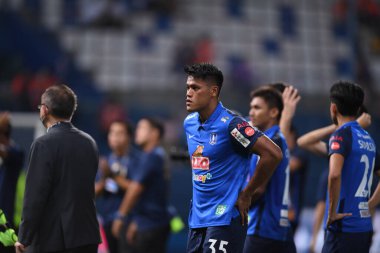 Bangkok-Tayland-20 Mar 2021-Sirote Chatthong # 35 bg prathum oyuncusu BG prathum ile Léo Stadyumu 'nda ratchaburi karşı karşıya