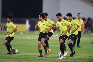 Bangkok-Tayland-9 Ocak 2020: Tayland Milli Futbol Şampiyonası 2020 'de Tayland' daki Rajamankala Stadyumu 'nda Bahreyn' e karşı oynayanlar