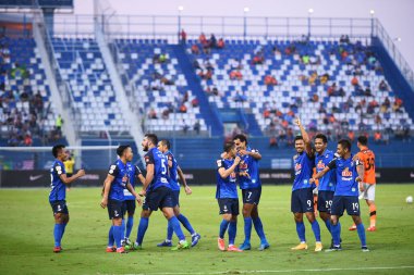 Bangkok-Tayland-20 Mar 2021-Bg Prathum oyuncusu BG Prathum ile Tayland 'daki Leo Stadyumu' nda ratchaburi karşı karşıya