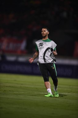Chiangrai-Tayland-FEB 18, 2020: JONATAN VIERA RAMOS # 21 Beijing guoan Çetesi, 2020 yılında Beijing guoan FC 'ye karşı Birleşik Stadyum, Chiangrai, Tayland