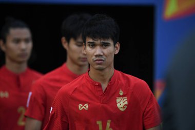 Bangkok-Tayland-18 Ocak 2020: Sorrawit panthong Tayland futbolcusu 2020 yılında Tayland ile Tayland 'daki Tayland Stadyumu' nda Suudi Arabistan maçında mücadele etti.