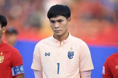 Bangkok-Tayland-18 Ocak 2020: Tayland sahasında Tayland ile Tayland sahasında Suudi Arabistan arasındaki 2020 şampiyonasında Korrapat nareechan Tayland futbolcusu
