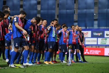 Bangkok-Tayland-20 Mar 2021-Bg Prathum oyuncusu BG Prathum ile Tayland 'daki Leo Stadyumu' nda ratchaburi karşı karşıya