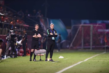 Chiangrai-Tayland-FEB 18-2020: BRUNO GENESIO Beijing guoan baş antrenörü 2020 yılında Beijing guoan utd ile Beijing guoan fc karşı Birleşik Stadyumu, Chiangrai, Tayland